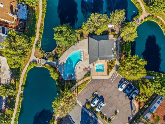 906 Sendero Ave, Escondido, CA 92026