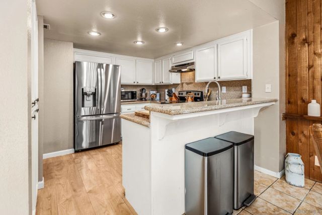 906 Sendero Ave, Escondido, CA 92026