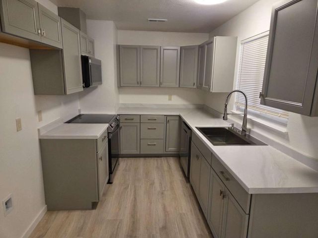 7315 Grand Oaks Blvd, Citrus Heights, CA 95621