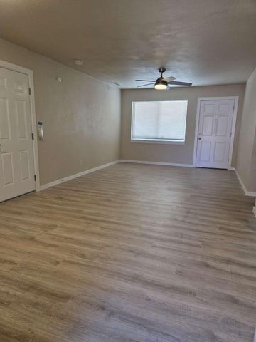 7315 Grand Oaks Blvd, Citrus Heights, CA 95621