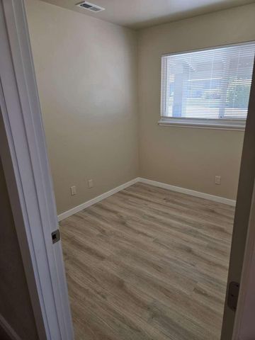 7315 Grand Oaks Blvd, Citrus Heights, CA 95621