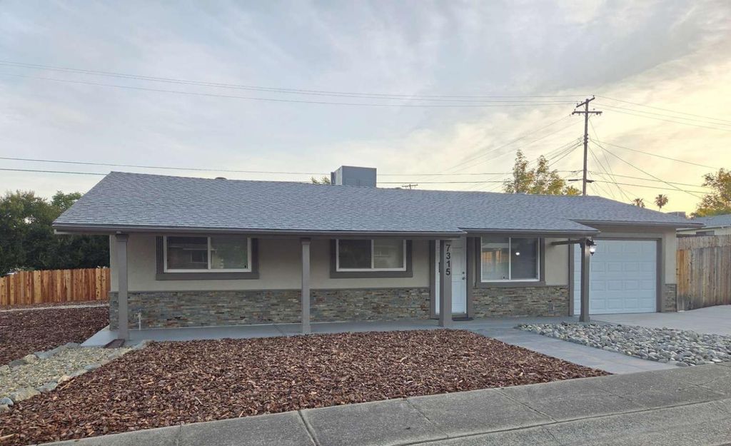 7315 Grand Oaks Blvd, Citrus Heights, CA 95621