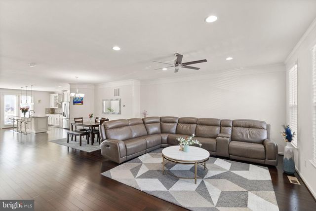 23491 EPPERSON SQ, Brambleton, VA 20148