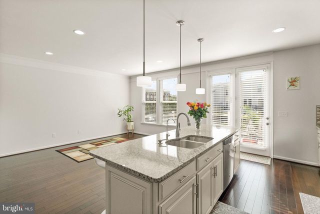 23491 EPPERSON SQ, Brambleton, VA 20148