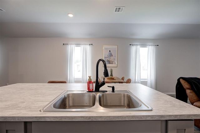 3501 Pete Street, Mustang, OK 73064