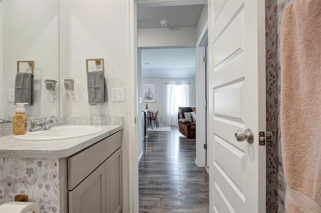 3501 Pete Street, Mustang, OK 73064