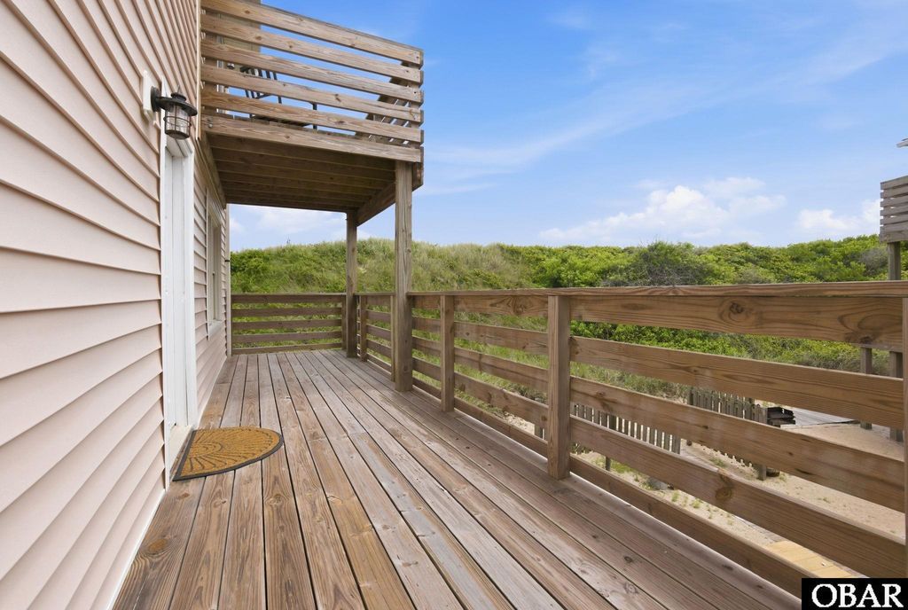 Image 16 of property listing at 5613 S Virginia Dare Trail Unit V -, Nags Head, NC 27959