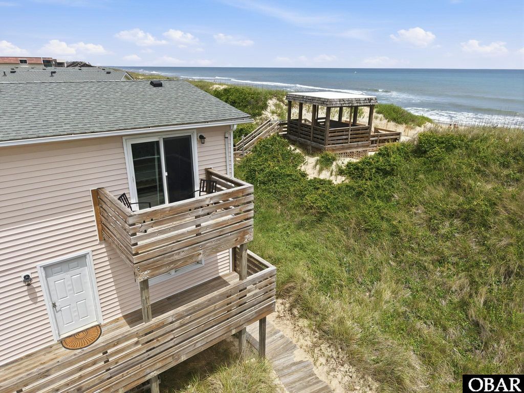 Image 17 of property listing at 5613 S Virginia Dare Trail Unit V -, Nags Head, NC 27959