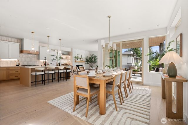 9909 Unit B NE 200th, Bothell, WA 98011