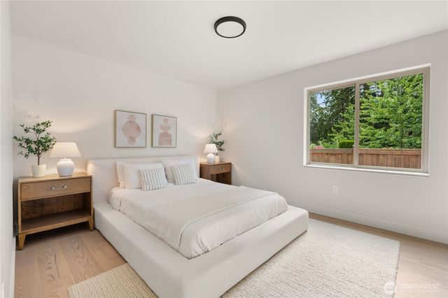 9909 Unit B NE 200th, Bothell, WA 98011