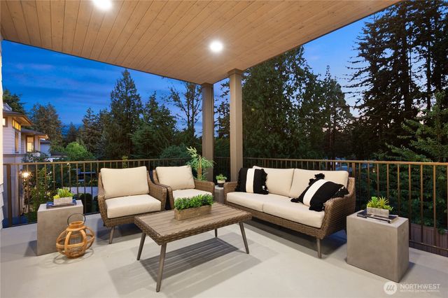 9909 Unit B NE 200th, Bothell, WA 98011