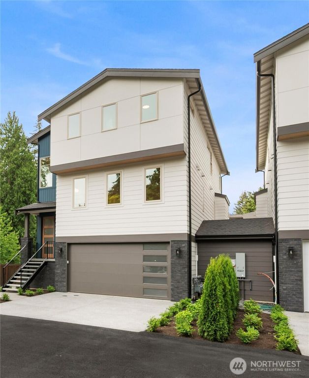 9909 Unit B NE 200th, Bothell, WA 98011