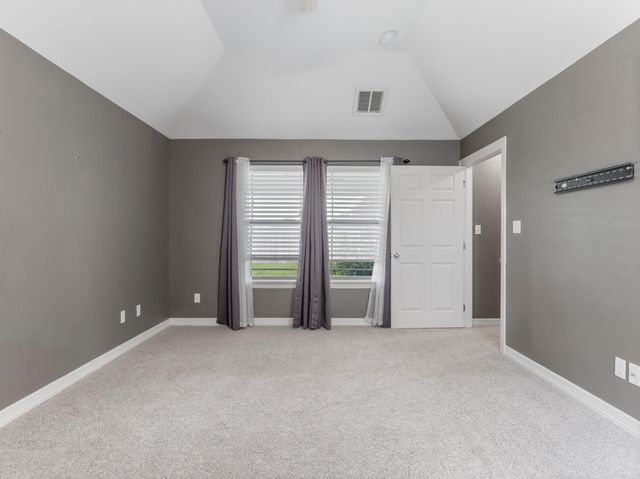 3221 El Camino Street, Bay City, TX 77414