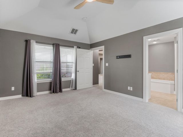 3221 El Camino Street, Bay City, TX 77414