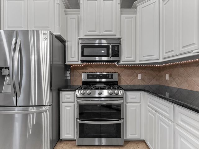 3221 El Camino Street, Bay City, TX 77414