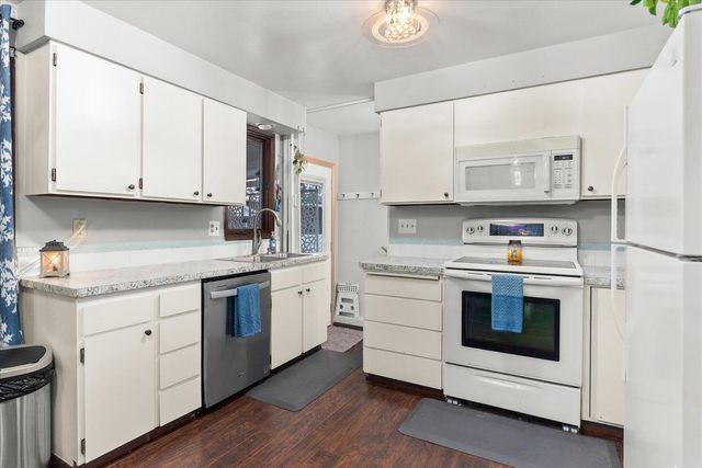 6024 N Wall St, Spokane, WA 99205