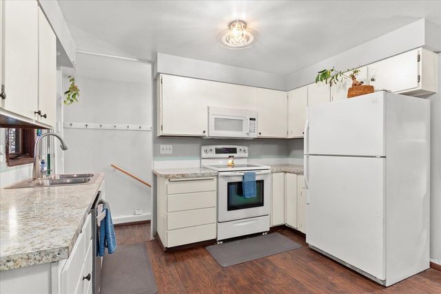 6024 N Wall St, Spokane, WA 99205