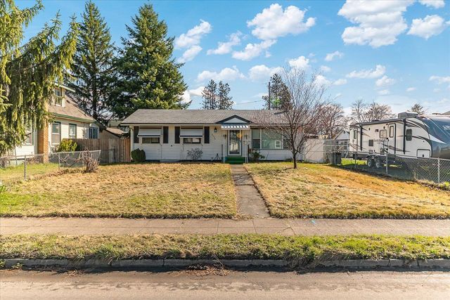 6024 N Wall St, Spokane, WA 99205
