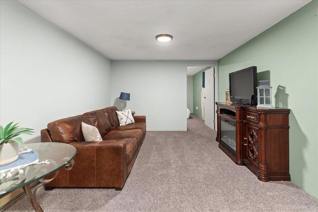 6024 N Wall St, Spokane, WA 99205