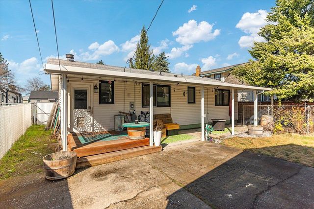6024 N Wall St, Spokane, WA 99205