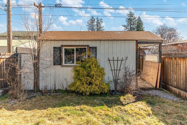 6024 N Wall St, Spokane, WA 99205