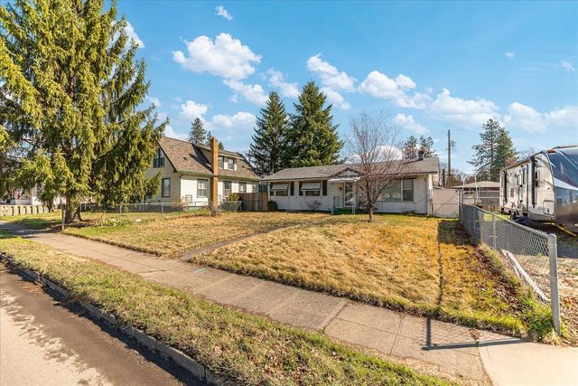 6024 N Wall St, Spokane, WA 99205