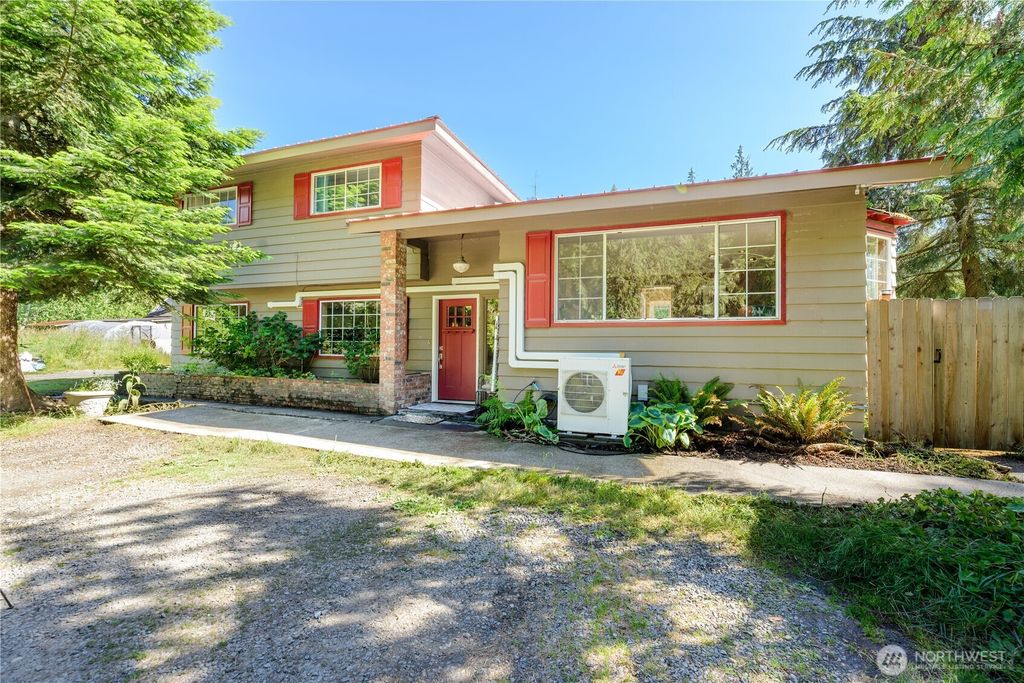 4003 S Tiller Road, Port Angeles, WA 98362