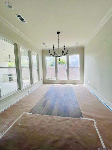 8718 Brentwood Park Ave, Baton Rouge, LA 70809