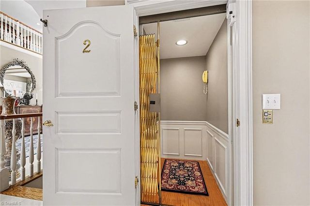4620 Cherryhill Lane, Winston-salem, NC 27106