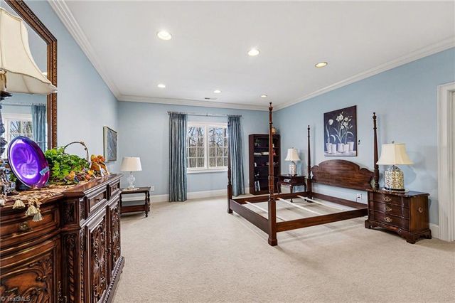 4620 Cherryhill Lane, Winston-salem, NC 27106