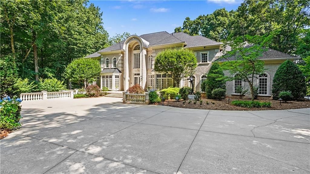 4620 Cherryhill Lane, Winston-salem, NC 27106
