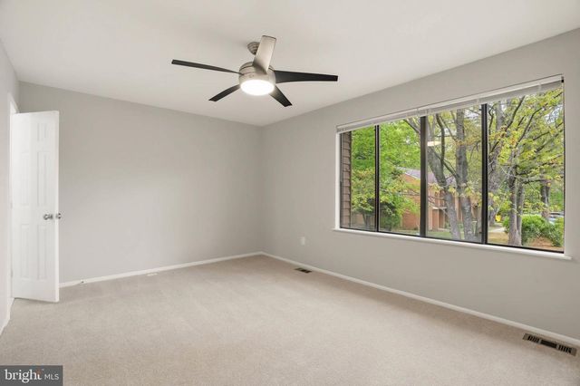1382 ALMOND DR, Annapolis, MD 21409