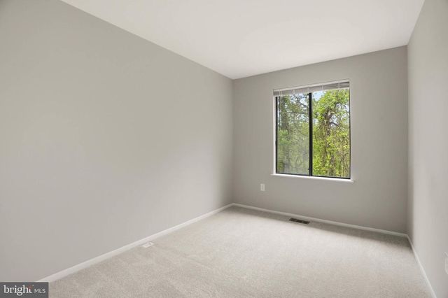 1382 ALMOND DR, Annapolis, MD 21409