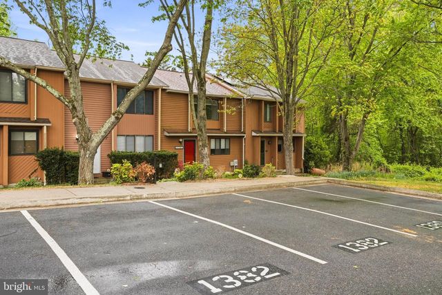 1382 ALMOND DR, Annapolis, MD 21409