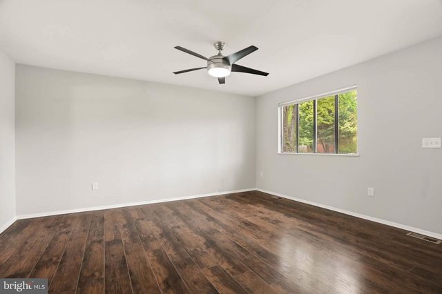 1382 ALMOND DR, Annapolis, MD 21409