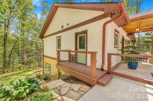 446 Amanda Drive, Mars Hill, NC 28754