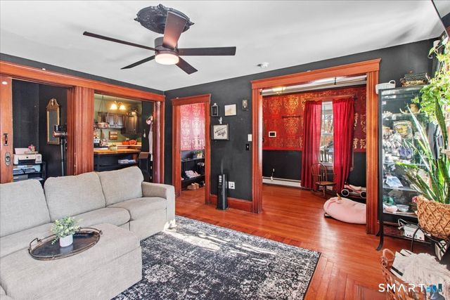 25 Seward Street, Putnam, CT 06260