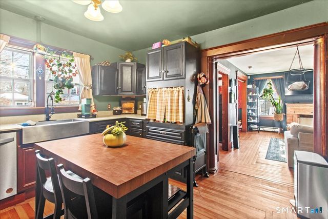 25 Seward Street, Putnam, CT 06260