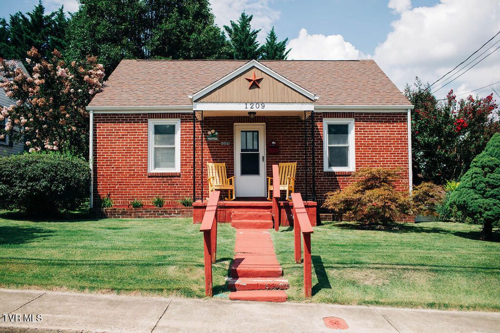 1209 Anderson Street, Bristol, TN 37620