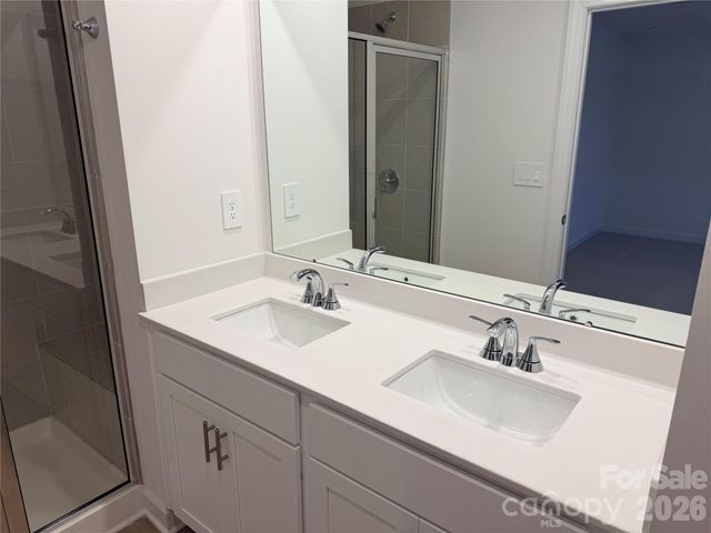 8112 Hidden Springs Trail, Charlotte, NC 28216