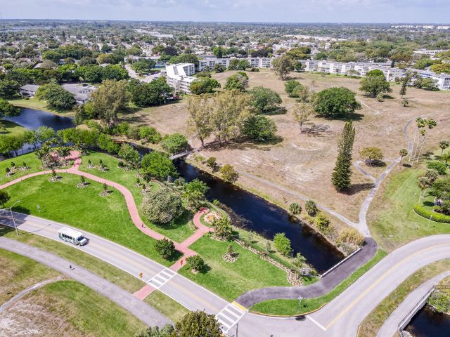 279 Tilford M, Deerfield Beach, FL 33442