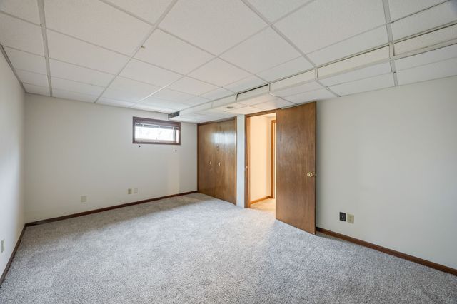 1214 Cherry Parkway, Norwalk, IA 50211