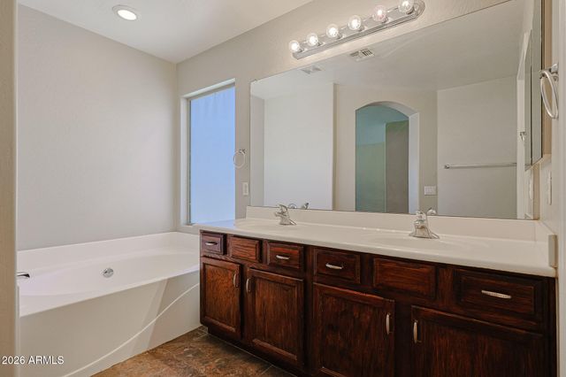 12694 W MULBERRY Drive, Avondale, AZ 85392