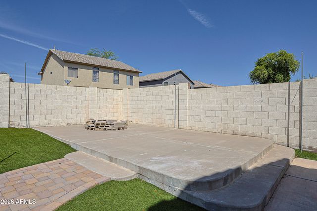 12694 W MULBERRY Drive, Avondale, AZ 85392