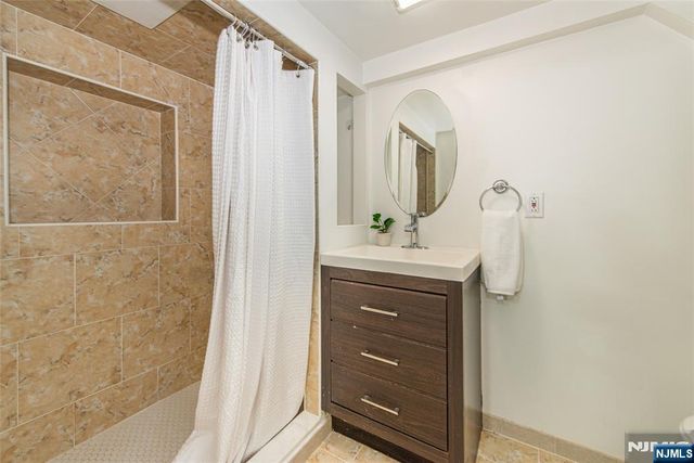 1169 Broad Street, Bloomfield, NJ 07003