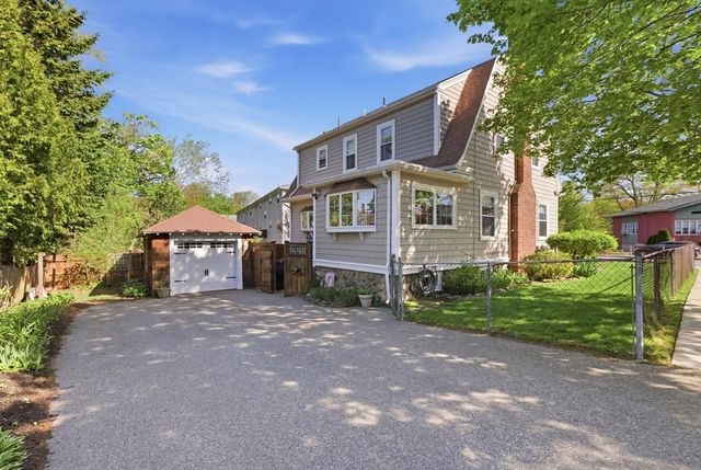181 Franklin St, Stoneham, MA 02180