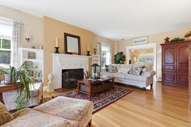 181 Franklin St, Stoneham, MA 02180