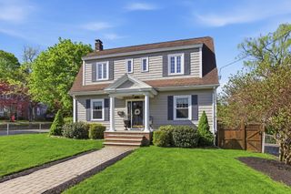 181 Franklin St, Stoneham, MA 02180