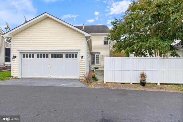 308 E WAINSCOT DR, New Market, MD 21774