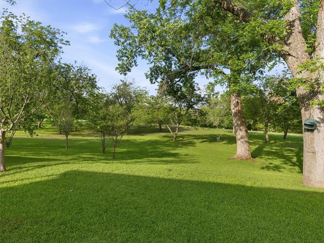 148 My RD, Bastrop, TX 78602